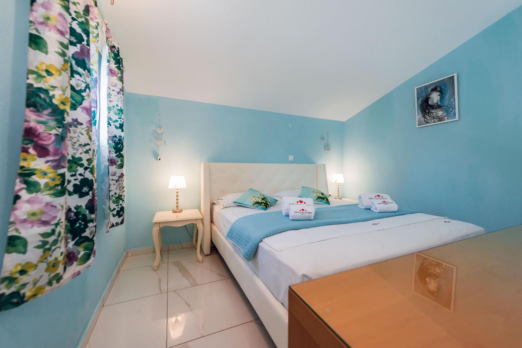 Dream Boutique Apartments Nikiti  Exterior photo